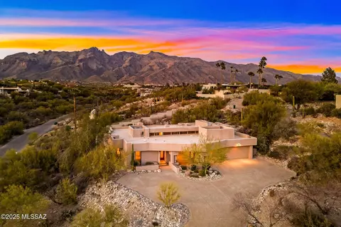 5560 N Via Elena, Tucson, AZ 85718