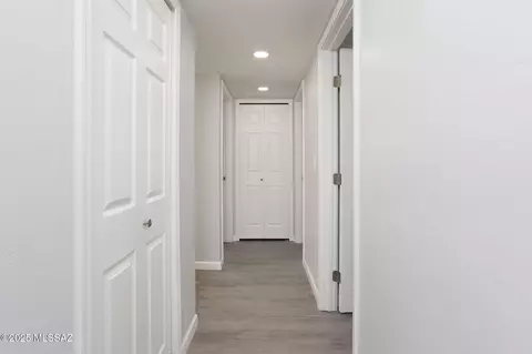 Entry Way - 10017 Eric Alan Pl, Tucson, AZ 85748 photo 2 of 2