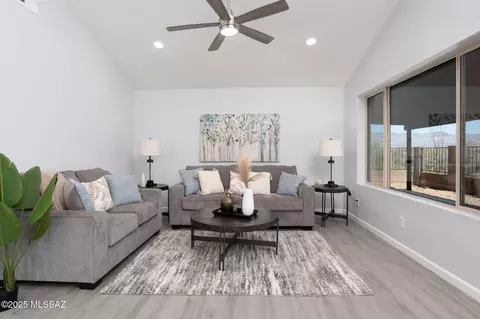 Living - 10017 Eric Alan Pl, Tucson, AZ 85748 photo 1 of 1