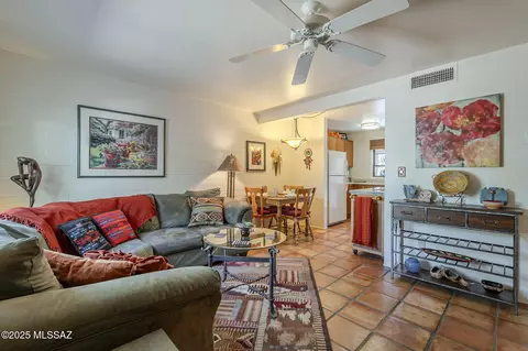 445 S Paseo Sarta #A, Green Valley, AZ 85614
