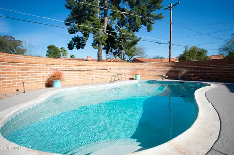1838 N Campbell Ave, Tucson, AZ 85719