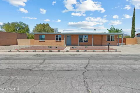 7667 E Keith Dr, Tucson, AZ 85730