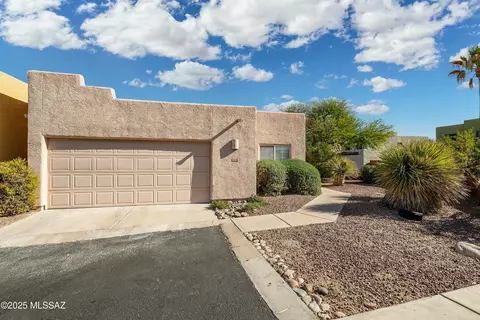 4361 E Kleindale Rd, Tucson, AZ 85712