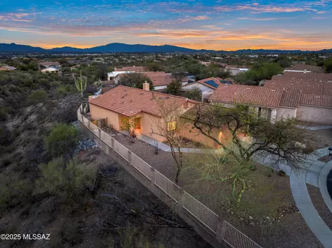 3840 N Nash Creek Ct, Tucson, AZ 85745