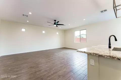 5228 E Willard St, Tucson, AZ 85712 photo 7