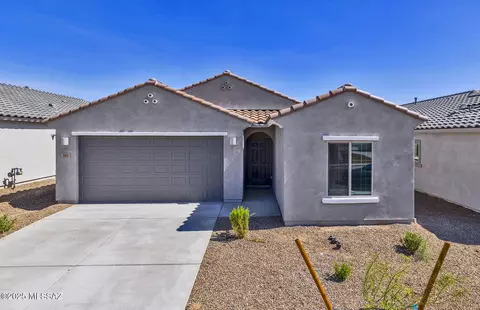 840 W Calle El Teclado, Sahuarita, AZ 85629