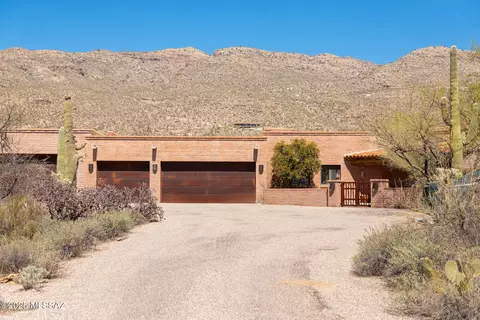 12391 E Milagrosa Ln, Tucson, AZ 85749