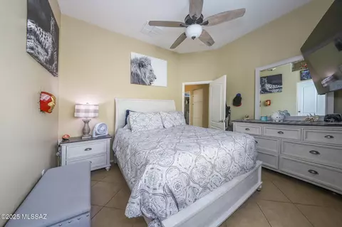 Bedroom - 12523 E Rust Canyon Pl, Vail, AZ 85641 photo 6 of 6