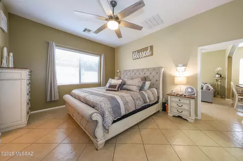 Bedroom - 12523 E Rust Canyon Pl, Vail, AZ 85641 photo 1 of 6