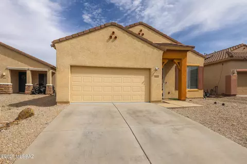 Exterior - 12523 E Rust Canyon Pl, Vail, AZ 85641 photo 2 of 6