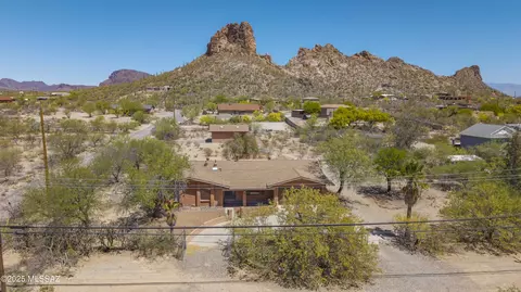 3850 W Mossman Rd, Tucson, AZ 85746