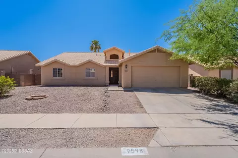 9598 E Paseo San Ardo, Tucson, AZ 85747
