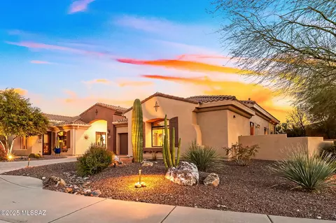 13900 Steprock Canyon Pl, Oro Valley, AZ 85755