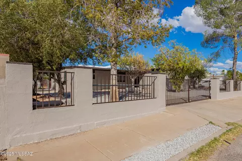 5441 S Oregon Dr, Tucson, AZ 85706