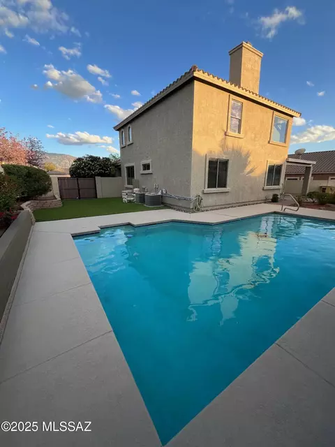 Exterior - 60954 E Rock Ledge Loop, Tucson, AZ 85739 photo 5 of 7