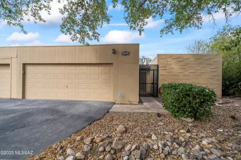 6991 E Abby Ln, Tucson, AZ 85715