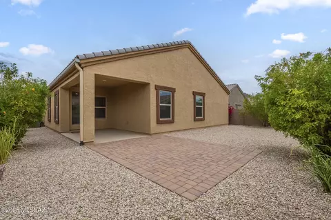 Exterior - 9989 N Ruby Range Trl, Marana, AZ 85653 photo 4 of 7