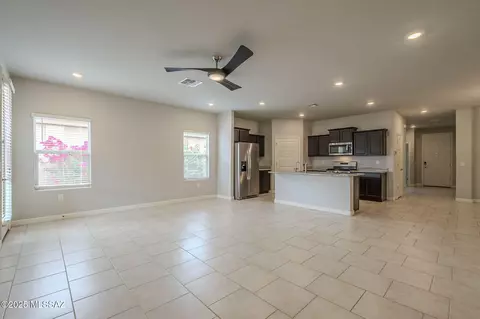 Living - 9989 N Ruby Range Trl, Marana, AZ 85653 photo 1 of 5