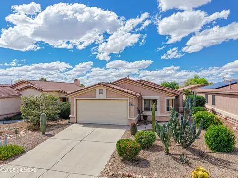 2395 E Skipping Rock Way, Oro Valley, AZ 85737