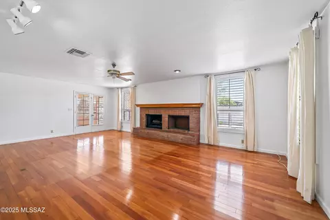 Living - 5838 E 3rd St, Tucson, AZ 85711 photo 3 of 4