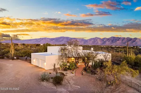 13420 N Lindbergh Dr, Oro Valley, AZ 85755