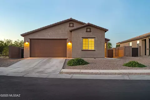 3352 W Shadow Park Way, Tucson, AZ 85742