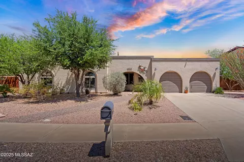 4741 W Wild Horse Dr, Tucson, AZ 85742