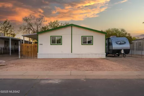 1866 W Desert Broom Ln, Tucson, AZ 85705