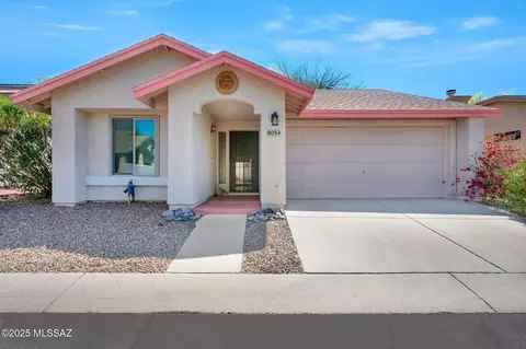 8094 N Streamside Ave, Tucson, AZ 85741