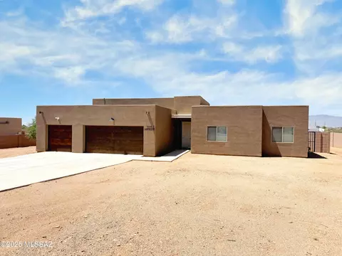 3335 E Canyoneer Dr, Vail, AZ 85641
