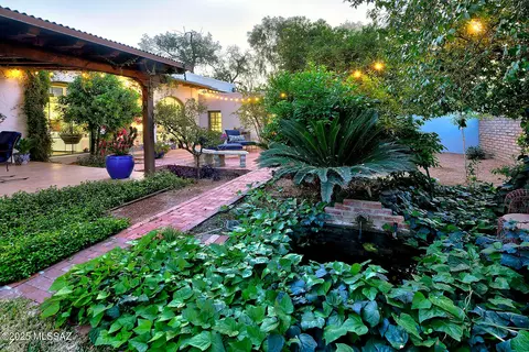 Exterior - 2020 E 4th St, Tucson, AZ 85719 photo 6 of 17