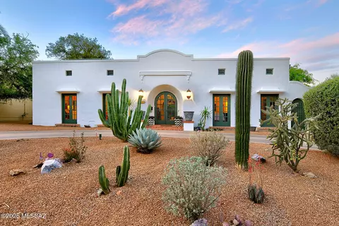 2020 E 4th St, Tucson, AZ 85719