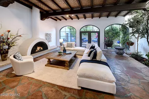 Living - 2020 E 4th St, Tucson, AZ 85719 photo 5 of 8