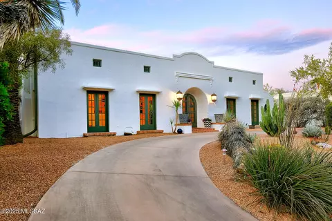 Exterior - 2020 E 4th St, Tucson, AZ 85719 photo 16 of 17