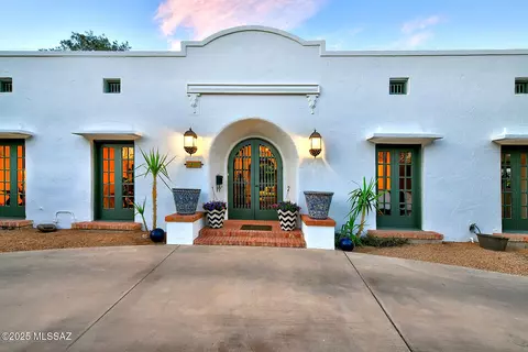Exterior - 2020 E 4th St, Tucson, AZ 85719 photo 3 of 17