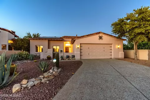 471 E Deers Rest Pl, Tucson, AZ 85704