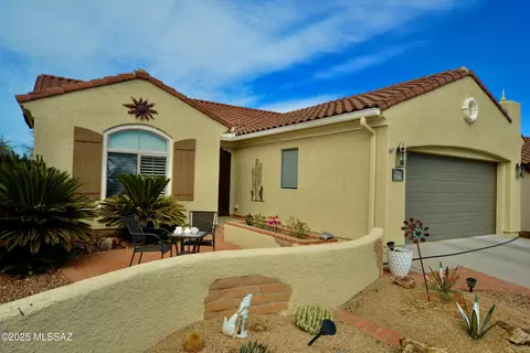 716 W Camino Del Rosal, Sahuarita, AZ 85629