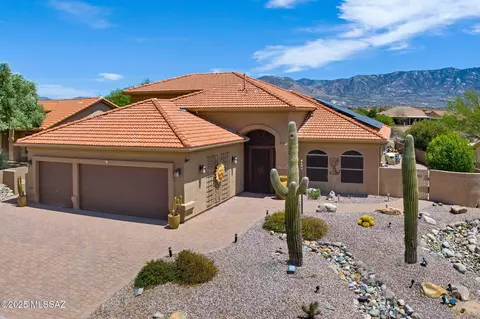 38025 S Skyline Dr, Tucson, AZ 85739