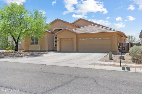 4216 E Lushfield Dr, Tucson, AZ 85756