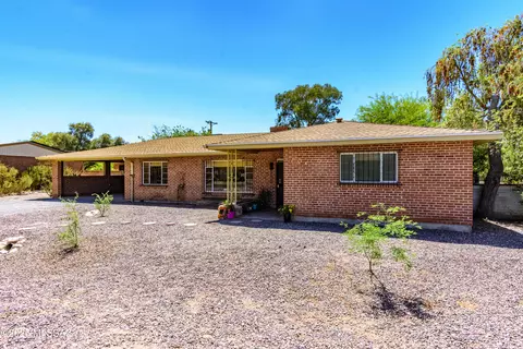 4132 E Holmes St, Tucson, AZ 85711