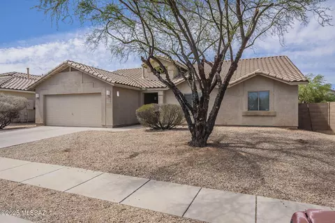 6642 W Harbin Ridge Way, Tucson, AZ 85757