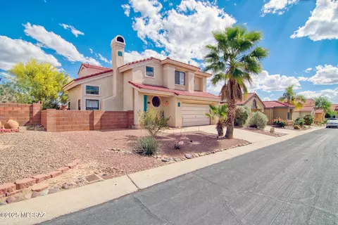 691 W Mountain Ridge Dr, Tucson, AZ 85737