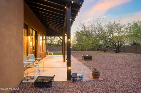 Exterior - 13803 E Corte La Pata, Vail, AZ 85641 photo 9 of 10