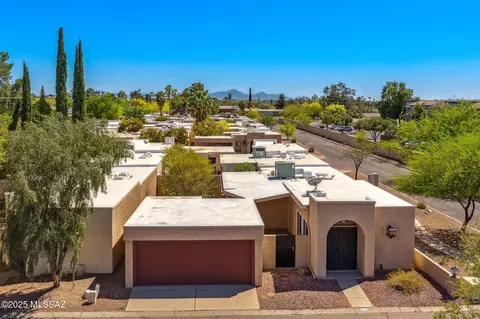 682 N Hayden Dr, Tucson, AZ 85710