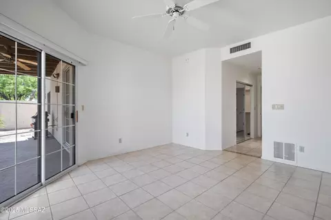 Bedroom - 655 E Squirrel Tail Dr, Tucson, AZ 85704 photo 1 of 3