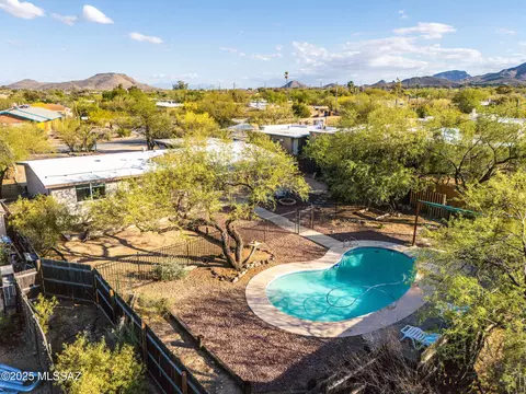 2826 W Jacinto St, Tucson, AZ 85745