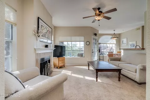 1500 E Pusch Wilderness Dr #14205, Tucson, AZ 85737