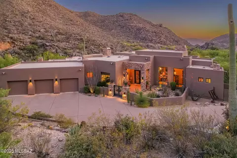 14822 N Dove Canyon Pass, Marana, AZ 85658