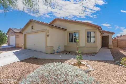 6739 W Dovewood Way, Tucson, AZ 85757