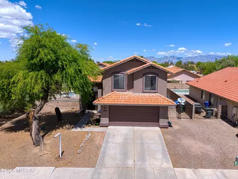 9115 E Wolfberry St, Tucson, AZ 85747